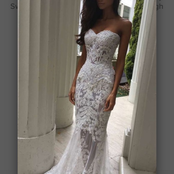 Dresses & Skirts - Wedding/prom dress